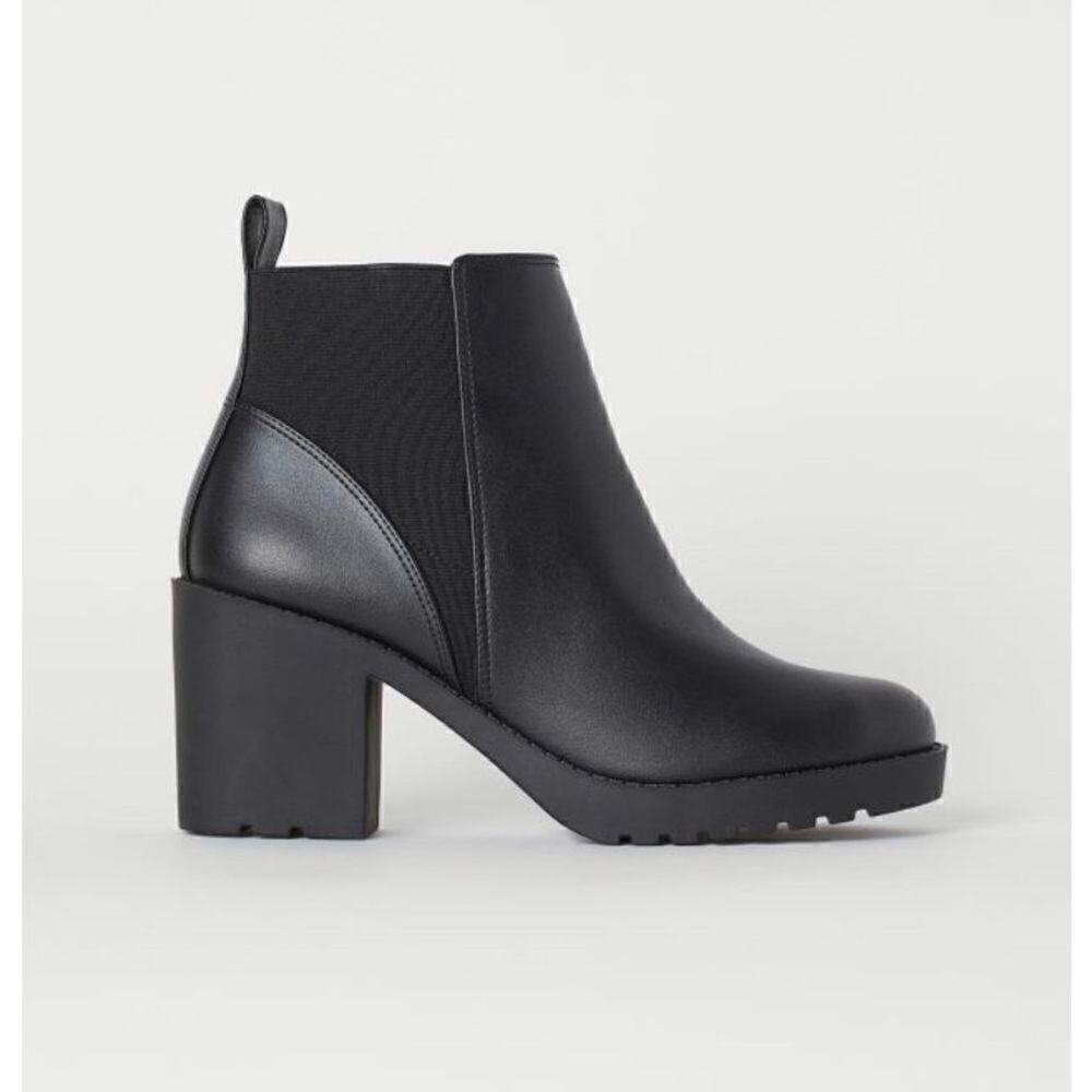 H&M Ankle Chunky Boot Black Size 10/40 GUC SB3